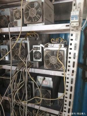 An advanced mining rig setup, demonstrating how market adaptations enhance earnings in cryptocurrency mining